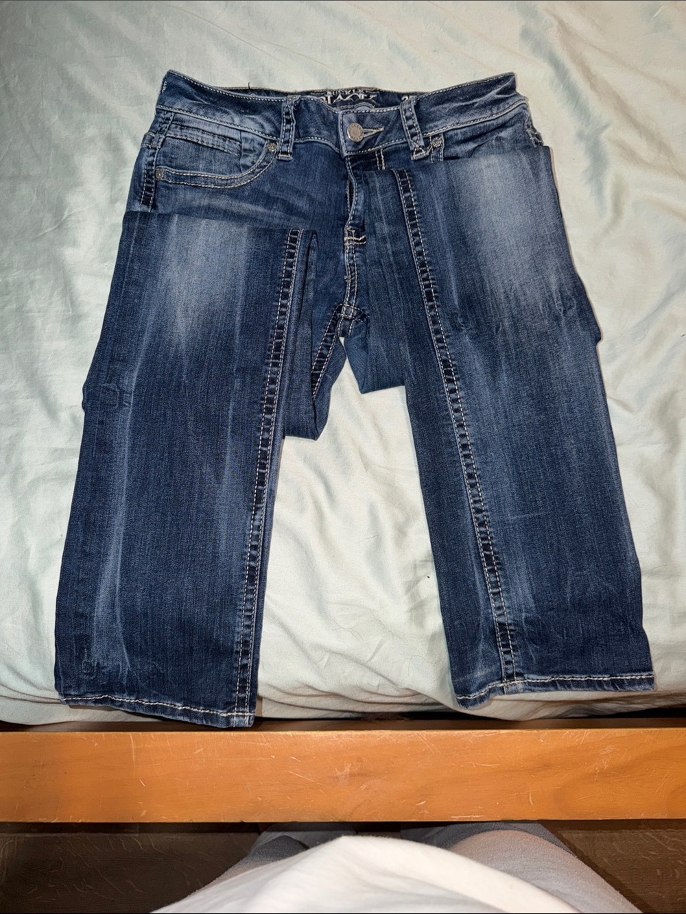 Buckle Women's Dark Blue Straight Leg Jeans